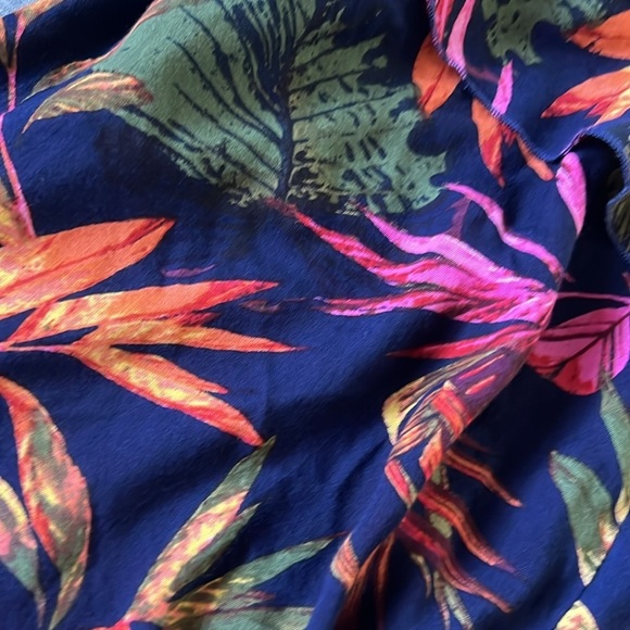 Tropical Floral Off-Shoulder Flowy Ruffle Tie-Front Resort Blouse Navy | 3X - Picture 3 of 8